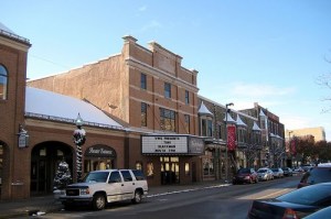 8th Street, Holland, Michigan, view of the Knickerbocker Theatre from across the street. Image made available on Flickr.com by eridony. Link at bottom of post.